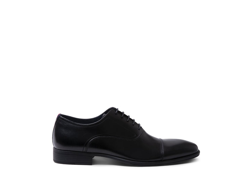 JACKSONN BLACK LEATHER - Shoes - Steve Madden Canada