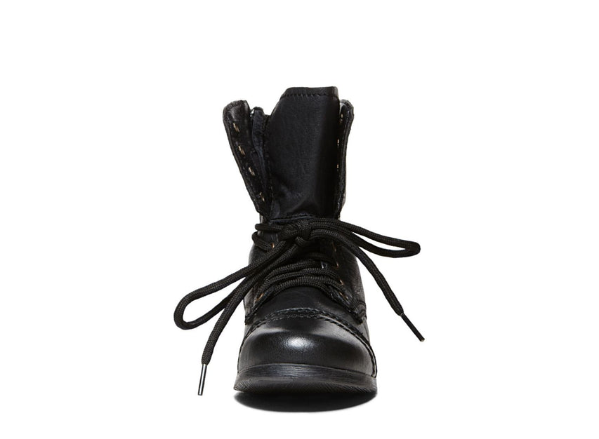 JTROOPA BLACK LEATHER - Shoes - Steve Madden Canada
