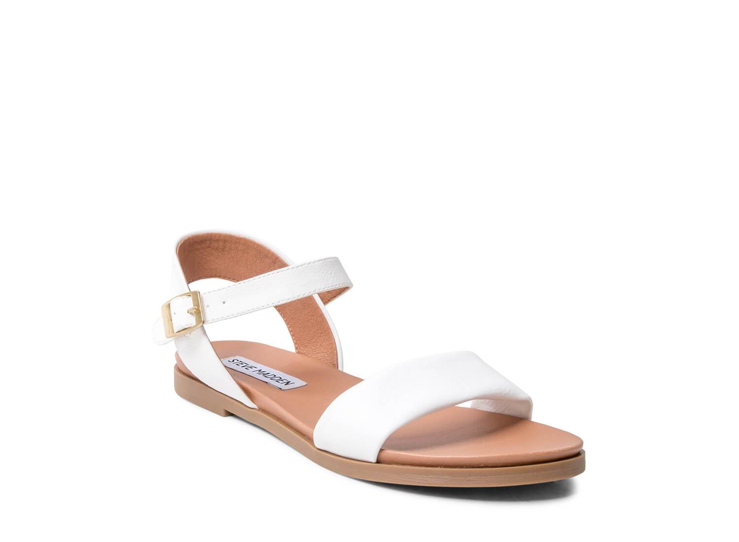 DAELYN WHITE -  - Steve Madden Canada